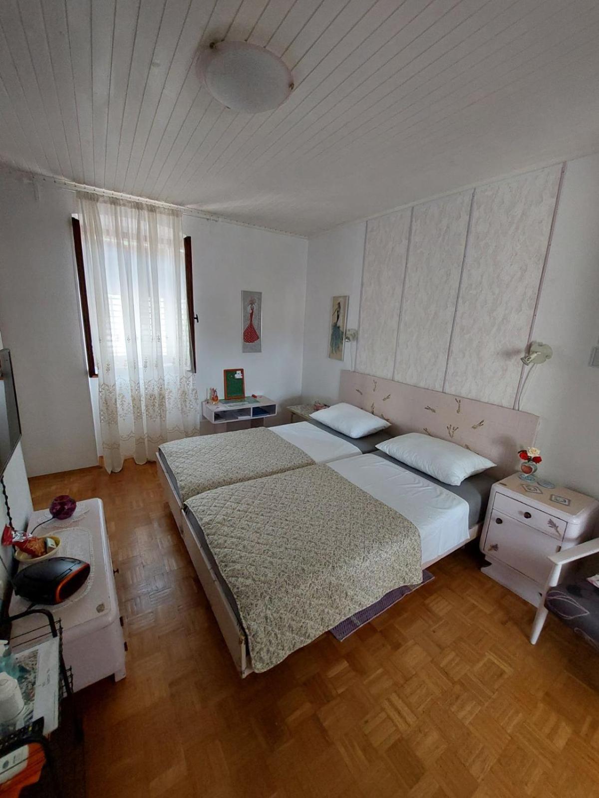 Karo Apartment